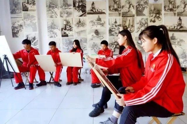 保定市美術中學 誠邀教育精英，共繪未來教育藍圖